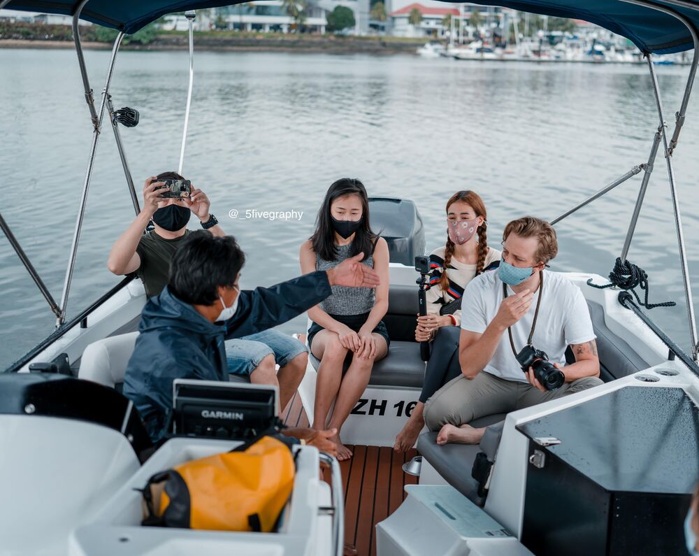 Kelong Rig Let's Go Tour - Explore Disappearing Kelongs on a Boat - Seek Sophie