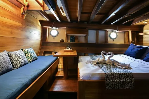 Tanaka Liveaboard - Double Cabin