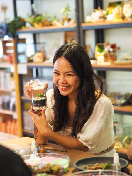 Create a Glass Terrarium with Unlimited Materials 