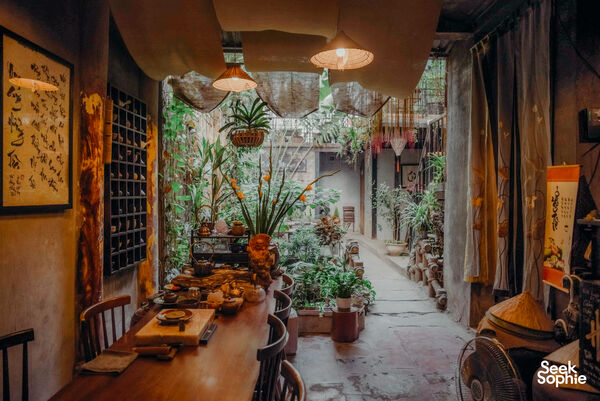 Hanoi Things to Do: Hidden Food & Off-Grid Streets | Seek Sophie