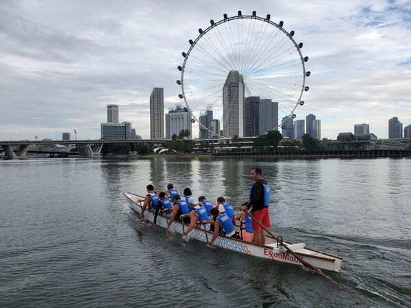 Dragon Boat Adventure Team Building with Skyline Views (10pax