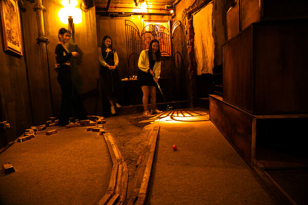 1920s Murder Mystery Mini-Golf + Cocktails