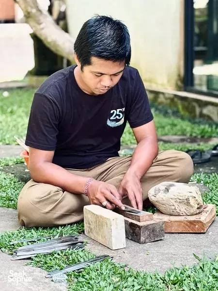 Balinese Wood Carving with Local Artists in Ubud