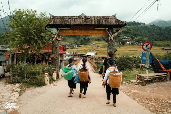 Short & Easy Scenic Sapa Trek Through Rice Terraces & Villages