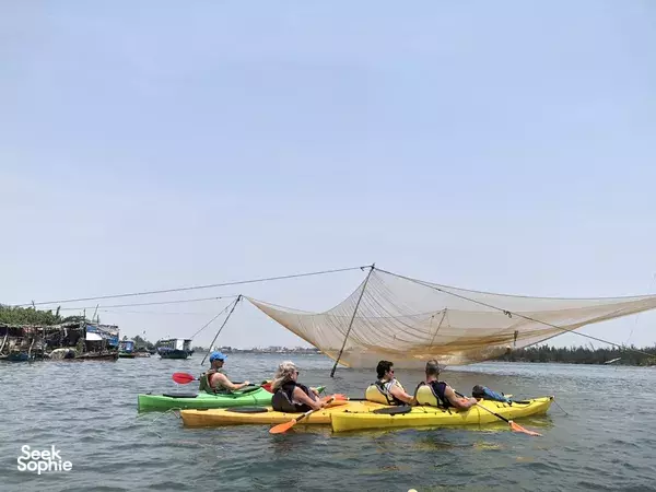 Sunset Paddle in Hoi An: Capture the Ancient Town's Magic