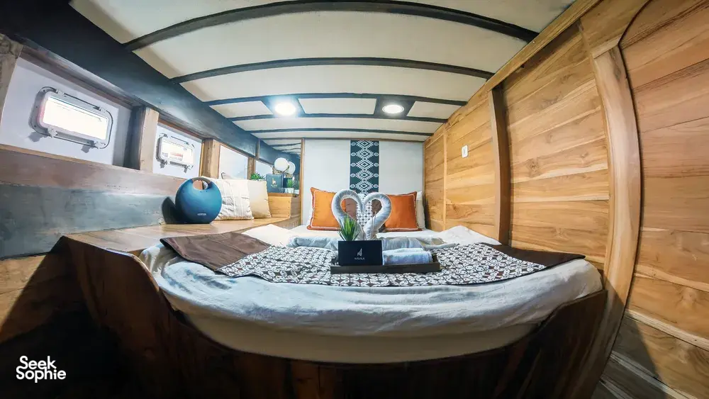 Seek Sophie option picture