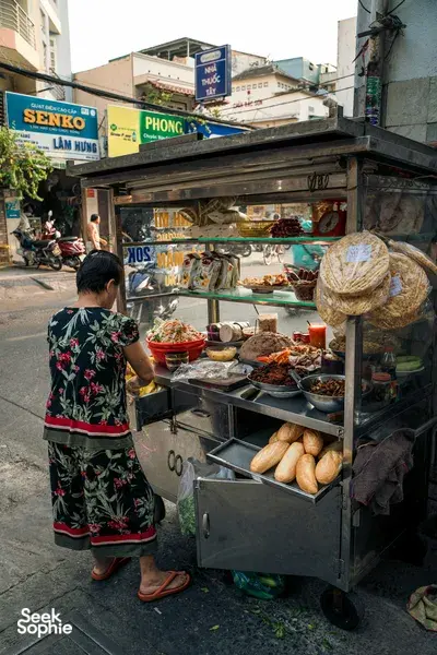 Zero-Tourist Saigon Food Adventure by Scooter & Local Home Visit