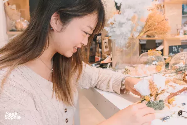 Create a Dried Flower Dome (Lasts Forever!)