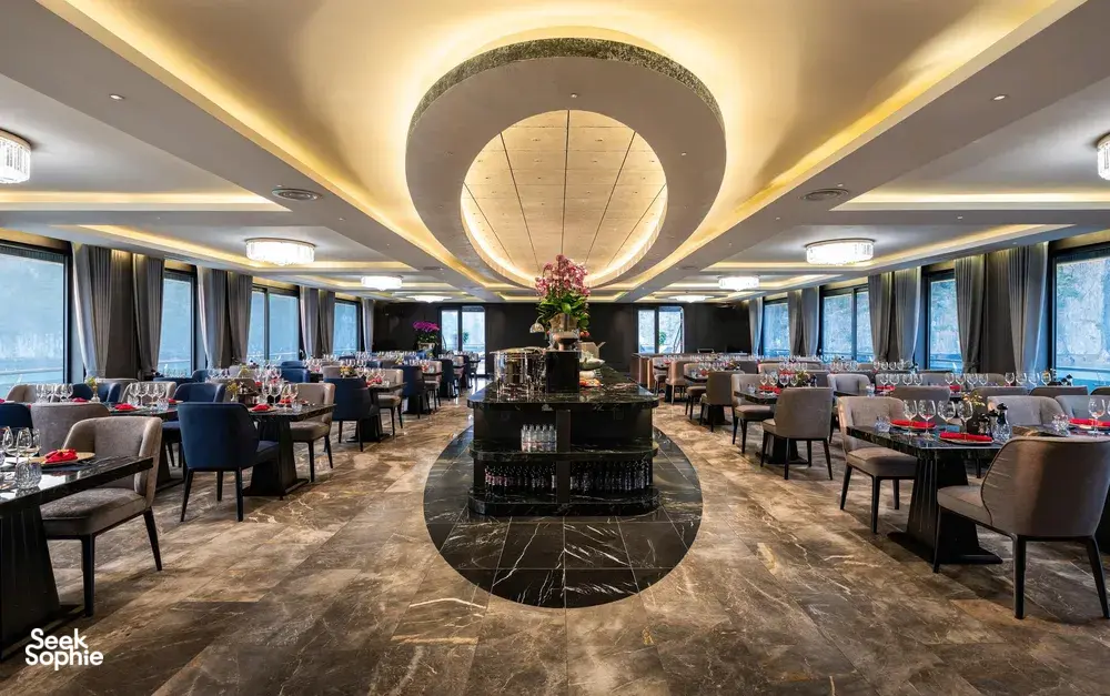 Seek Sophie option picture