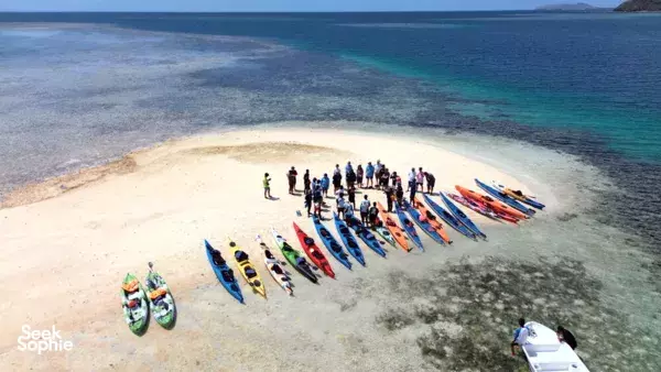 Kayaking di Labuan Bajo