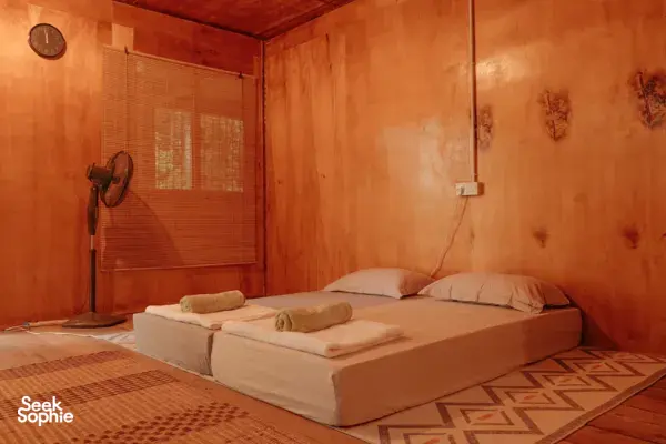 2D1N Rainforest Retreat: Waterfalls, Bidayuh Village & Night Walk