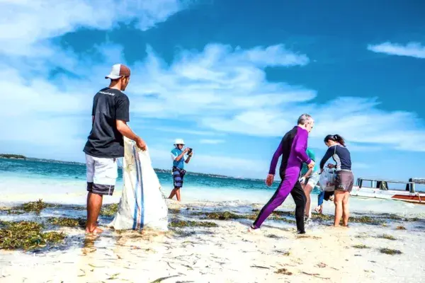 Support Shark Conservation in Lombok | Snorkel with Ex-Shark Fishermen