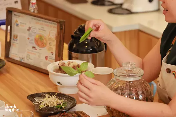 Pho Tasting: 6 Rare Styles & Stories with an F&B Insider Host