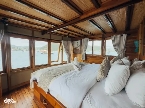 3D2N Komodo Phinisi | Yummy Food + Movie Nights