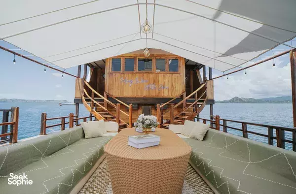 3D2N Komodo Liveaboard Adventure | Sail in Style with this Deluxe Boat