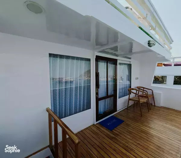 3D2N Join-In Komodo Adventure | Sleek White Design Phinisi