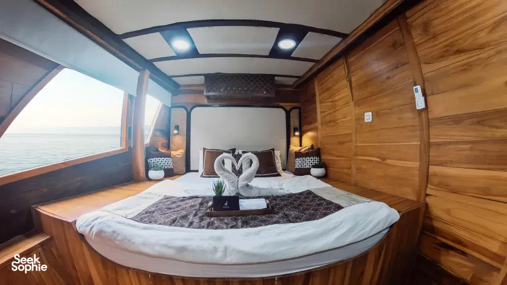 Seek Sophie option picture