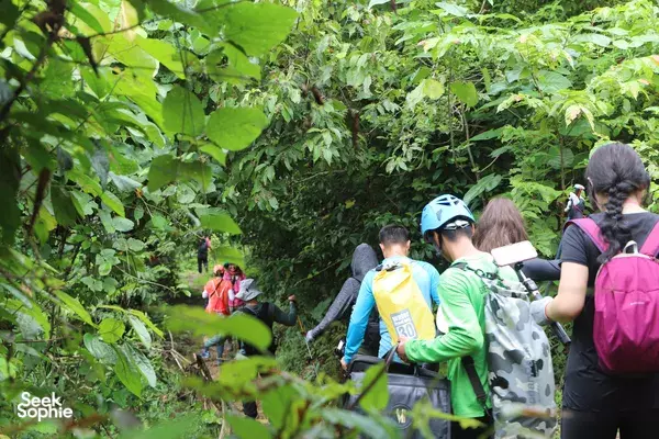 Phong Nha Day Trip Caving | Encounter Vietnam’s Most Mysterious Tribe, Explore a 3-Level Cave & Swim in a Calcium Lake