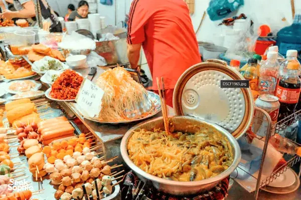 Hai Phong Bites & Sights: A Private Day Trip Adventure from Hanoi