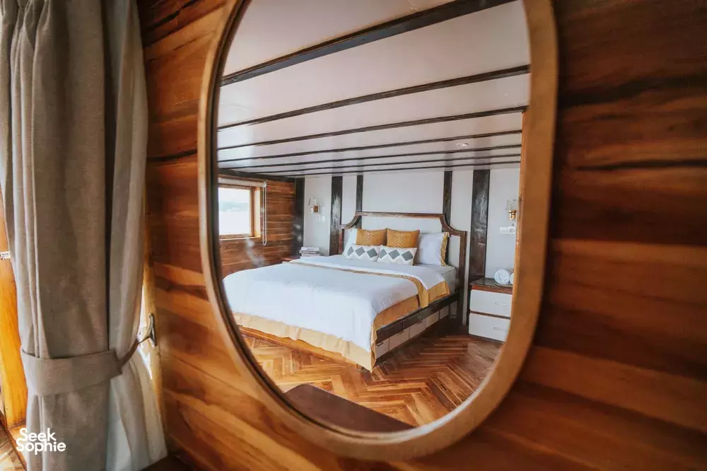 Seek Sophie option picture