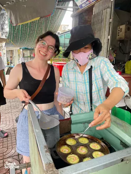 Zero-Tourist Saigon Food Adventure by Scooter & Local Home Visit