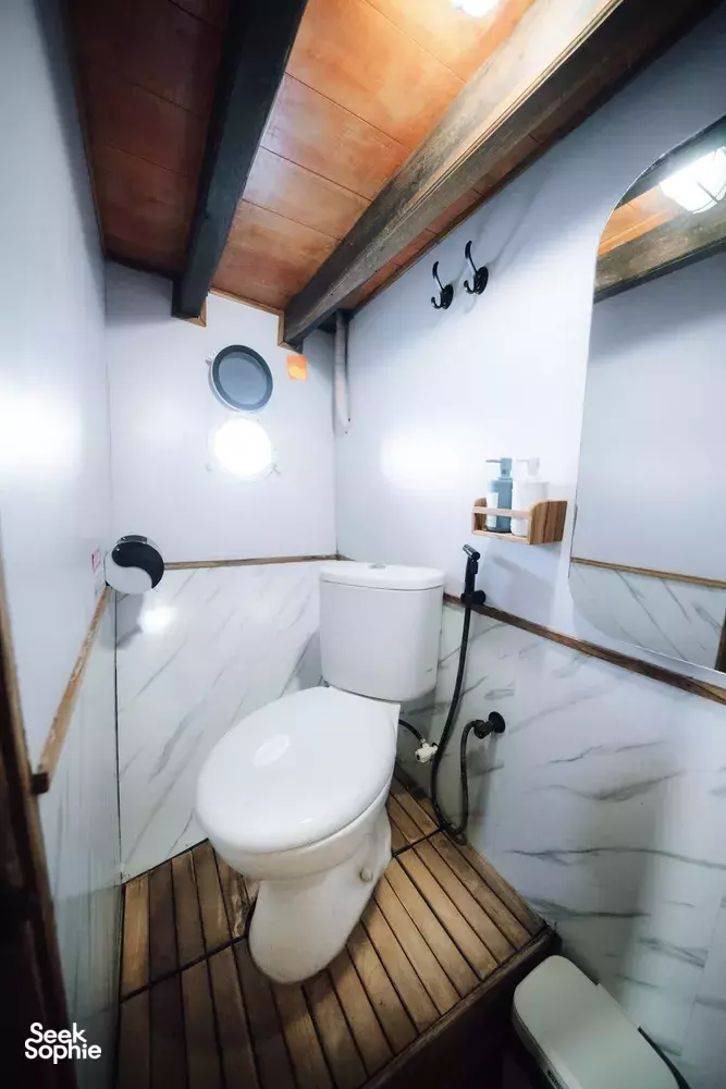 Seek Sophie option picture