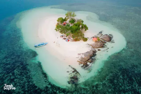 Secret Gili Camping | Snorkelling & Stargazing on Magical Island