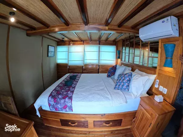 3D2N Private Komodo Phinisi | Paddle Board & Floats Included