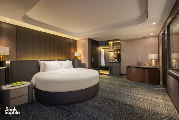Honeymoon Suite Sea View 