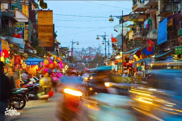 Hidden Alley Food Tour in Hanoi 