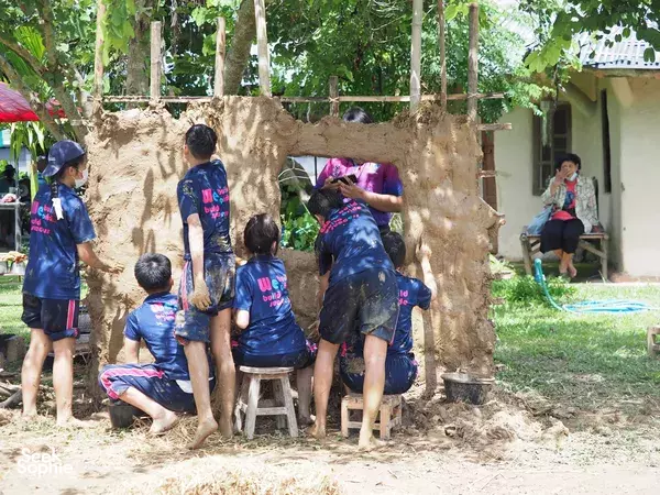 1 Day Chiang Mai Retreat: Earth-Building, Mindfulness & Eco-Dyeing