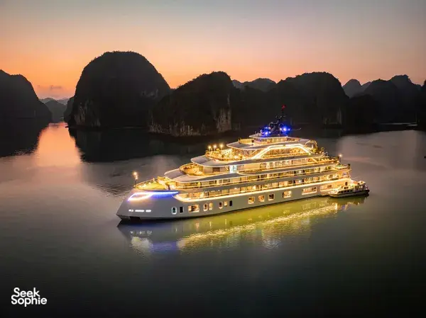 2D1N Lan Ha Bay’s Newest Cruise with a Rare Cycling Twist