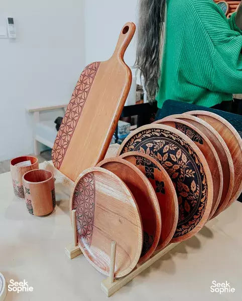 Private Batik Art Workshop: Design Your Own Wooden Tableware
