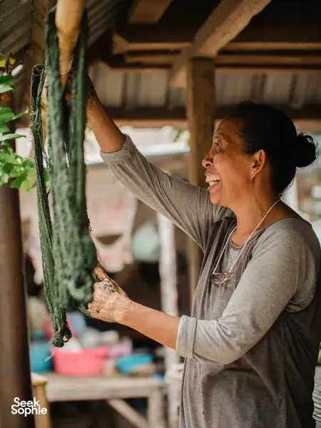 Discover Lombok's Oldest Mosque & Traditional Weaving with Woman Guide