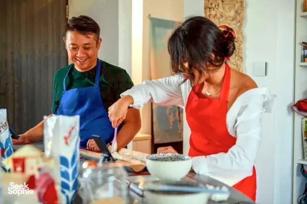 Panggang Baguette Perancis & Nikmati Sunset Charcuterie