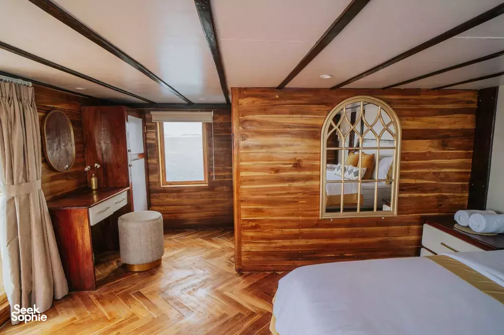 Seek Sophie option picture