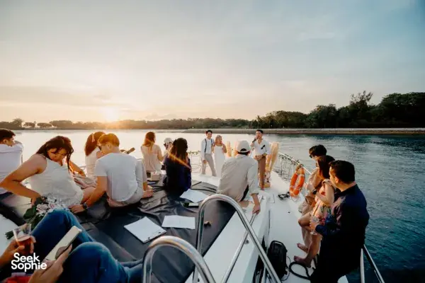 4-Hr Large 57Ft Yacht to Lazarus Island | Great For Teams & Parties!