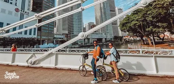Discover the History & Culture of Lion City by Bike