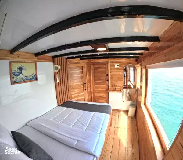 3D2N Private Komodo Cruise on A Deluxe Phinisi | 9 Stops, Customizable