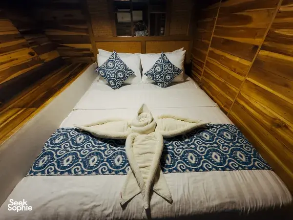  Deluxe Cabin (Lower Deck) - Ensuite Bathroom