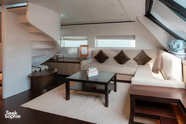 4-Hr Sail on Brand New Italian Luxury Yacht | Global Popstar Approved