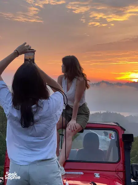 Driver Helps Take Great Photos