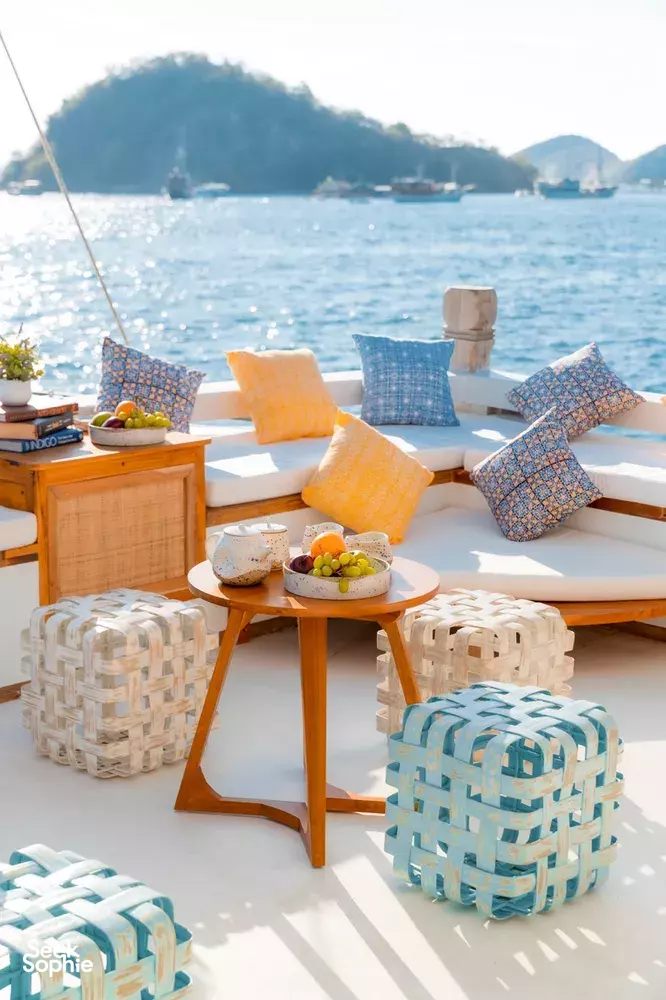 Seek Sophie option picture