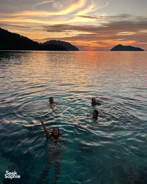 苏林岛2天1夜沙滩露营 & 浮潜之旅|与莫肯人一起体验