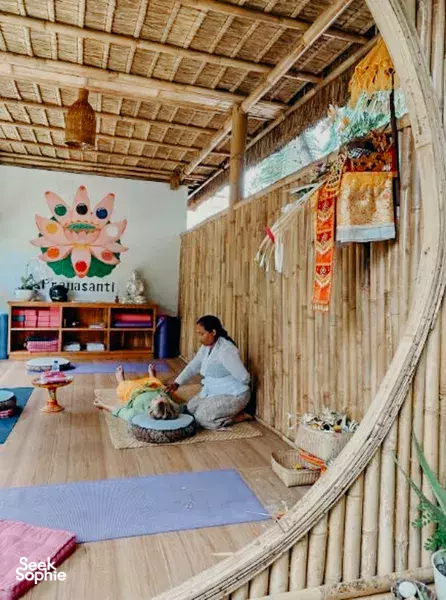 2-Hr Ubud Healing Retreat with Balinese Priestess