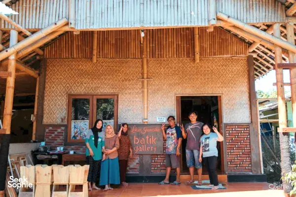 Botanical Eco-Printing in a Yogyakarta Artist Village