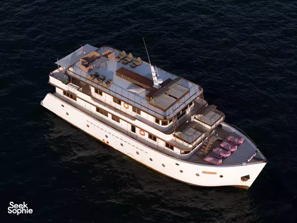 3D2N Komodo Adventure | Unique & Spacious Wooden Yacht Experience