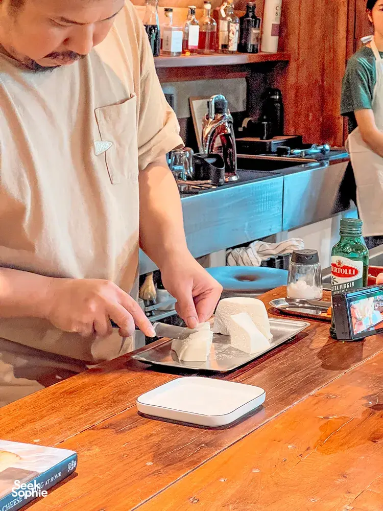 Seek Sophie option picture