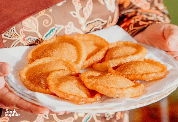 Uncover Kuching's Palm Sugar Tradition with a Local Family