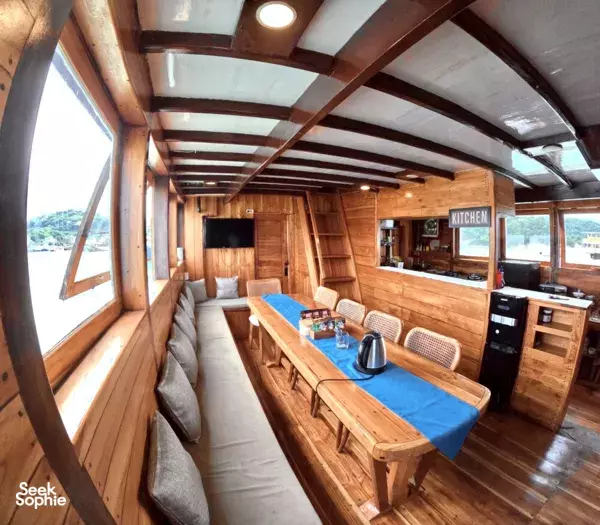 3D2N Private Komodo Cruise on A Deluxe Phinisi | 9 Stops, Customizable